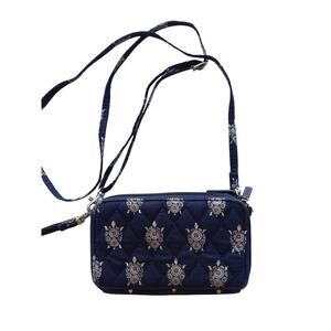 Rare Vera Bradley Sea Turtle design Navy whiteCrossbody wallet purse Like new